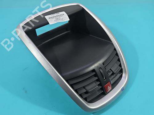 Used Air vent Air vent 38136948 38136948