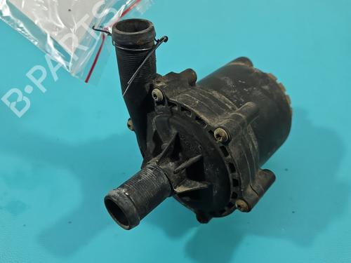 Used Auxiliary water pump Auxiliary water pump TESLA MODEL S (5YJS) P85 (421 hp) 38123653 38123653