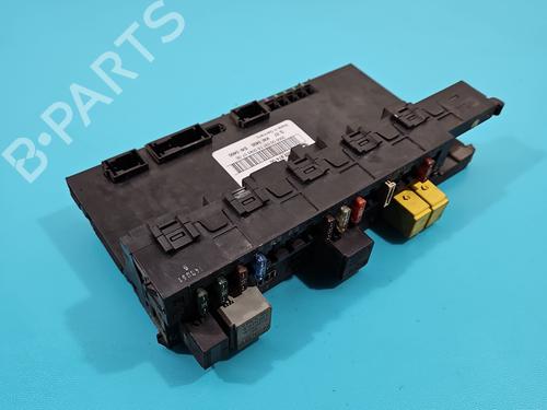 Used Fuse box Fuse box 37810930 37810930