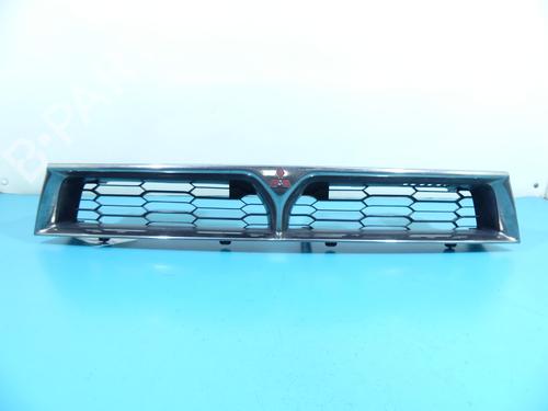 Used Grille Grille 37886517 37886517