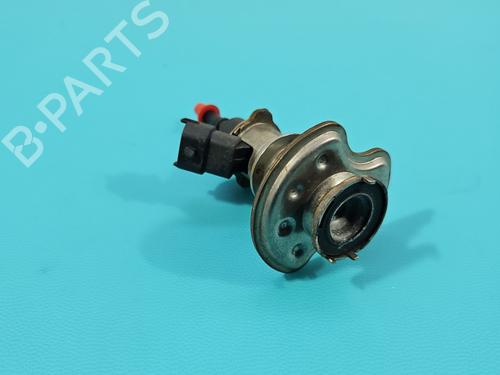 Used Injector Injector SKODA SUPERB III Estate (3V5) 2.0 TDI (150 hp) 37828901 37828901