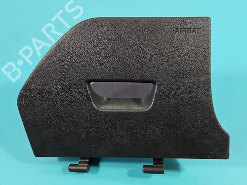 cupobject-holder-seat-leon-5f1-2012-2013-2014-2015-2016-2017-2018-2019-2020-2021-37845563 main image