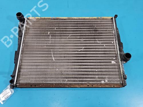 Used Water radiator Water radiator 37833131 37833131