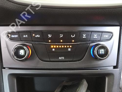 Used Climate control Climate control 37853443 37853443