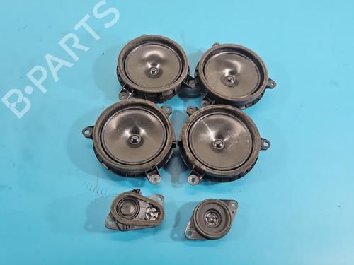 Used Speaker Speaker TOYOTA RAV 4 V (_A5_, _H5_) 2.5 Hybrid AWD (AXAH54, AXAL54) (222 hp) 38150698 38150698