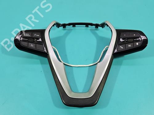 Used Steering wheel controls Steering wheel controls BMW 5 (G30, F90) 520 i (184 hp) 39685769 39685769