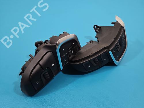 Used Steering wheel controls Steering wheel controls 37824840 37824840