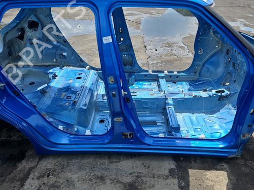 Højre sidekjole Højre sidekjole SUZUKI SWIFT V (AZ) 1.0 (A2L310) (111 hp) 37857018 37857018