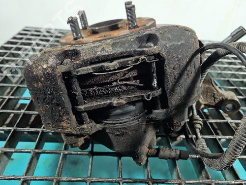 Used Right front brake caliper Right front brake caliper 38125668 38125668