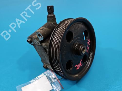 Used Steering pump Steering pump FORD FOCUS II Turnier (DA_, FFS, DS) [2004-2012] 39720470 39720470