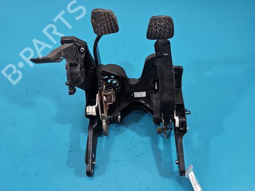 other-opel-astra-j-p10-2009-2010-2011-2012-2013-2014-2015-2016-37839943 main image