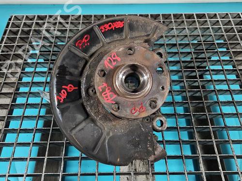 Used Right front steering knuckle Right front steering knuckle VW CADDY III MPV (2KB, 2KJ, 2CB, 2CJ) [2004-2016] 40256566 40256566