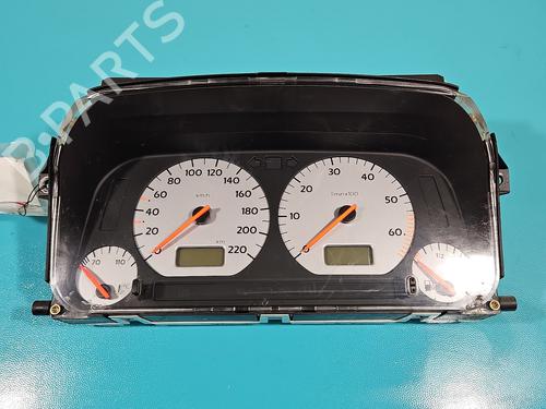 Used Instrument cluster Instrument cluster 38121435 38121435