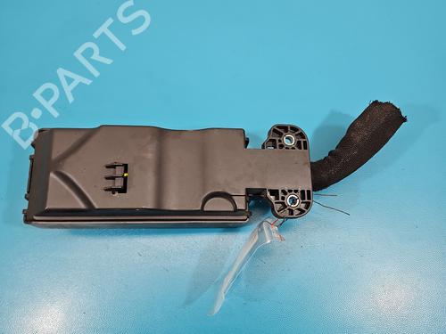 Fuse box JAGUAR XE (X760) 2.0 D | BP37826639E1 - Image 4