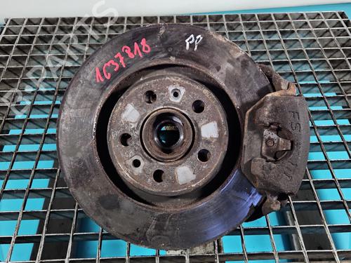 Used Right front steering knuckle Right front steering knuckle VW GOLF IV Variant (1J5) 1.6 (101 hp) 40256600 40256600