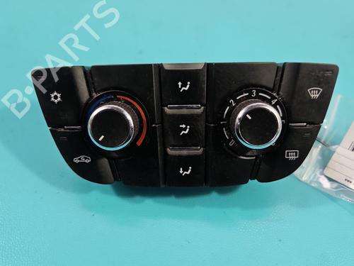 climate-control-opel-astra-j-saloon-2012-37846991 main image
