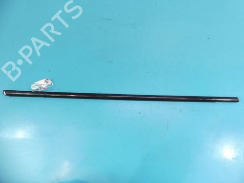 door-moulding-trim-volvo-v60-i-155-2010-2011-2012-2013-2014-2015-2016-2017-2018-37887880 main image