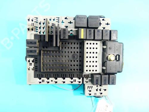 Used Fuse box Fuse box 37877933 37877933