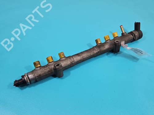 Used Injection rail Injection rail 37812425 37812425