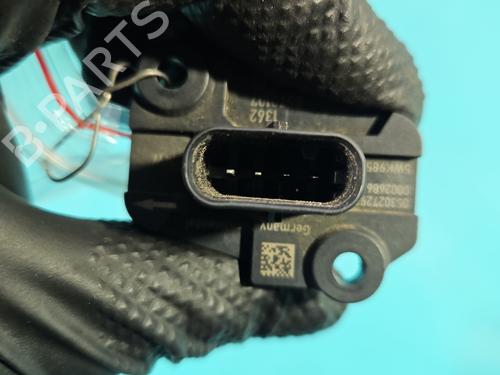 Mass air flow sensor BMW 5 Touring (G31) 520 d | BP38067865M95 - Image 4