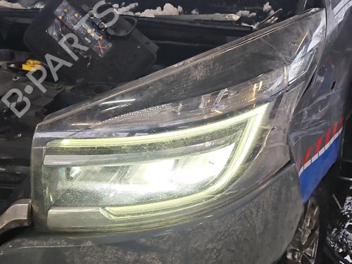 left-headlight-renault-trafic-iii-van-fg_-2014-37825893 main image