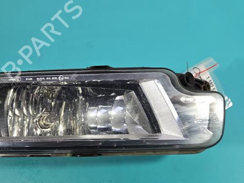 Right front fog light VW CC B7 (358) 2.0 TDI | BP37846385C31 - Image 2