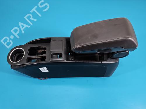 Used Armrest / Center console Armrest / Center console 37844859 37844859
