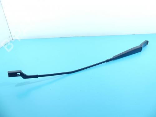 front-windshield-wiper-arm-seat-leon-5f1-2012-2013-2014-2015-2016-2017-2018-2019-2020-2021-37879995 main image