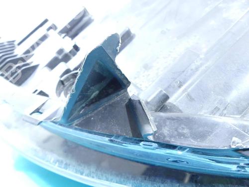 Right headlight CITROËN C5 III (RD_) 2.0 HDi 180 (RDAHWT) | BP37889196C29 - Image 11