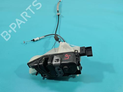 front-left-lock-toyota-proace-van-mdz_-2016-38121651 main image