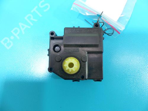 Heater blower motor LEXUS LS (_F4_) 600h AWD (UVF45, UVF46) | BP37882469M62 - Image 3