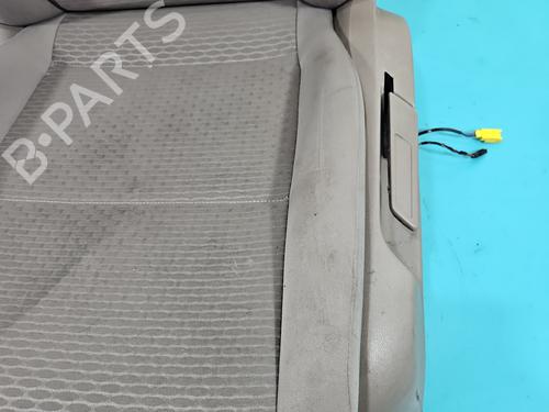Left front seat VW GOLF PLUS V (5M1, 521) 1.6 TDI | BP38146801C15 - Image 6