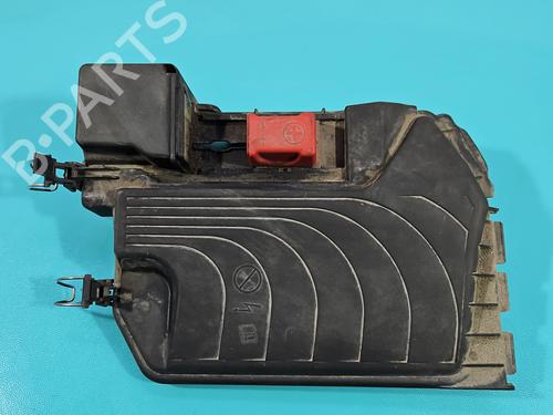 Fuse box INFINITI Q30 | BP38135240E1 - Image 14