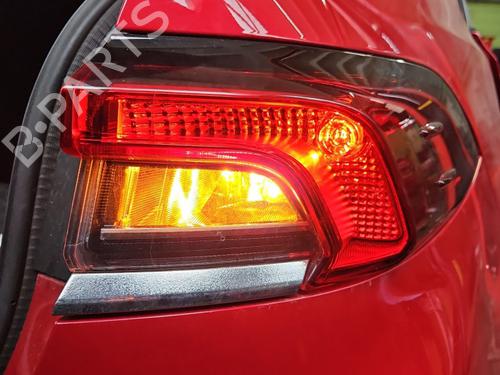 right-taillight-toyota-corolla-saloon-_e21_-2019-37843866 main image