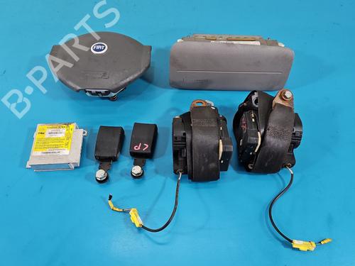 Used Airbag Kit Airbag Kit FIAT PANDA (169_) 1.2 (169.AXB11, 169.AXB1A) (60 hp) 39911582 39911582