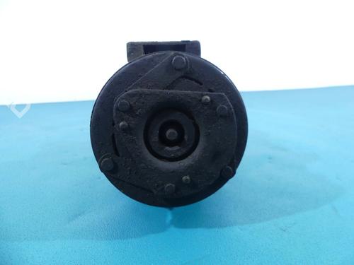 AC compressor OPEL SINTRA (APV) 2.2 DTI | BP38154672M34 - Image 2