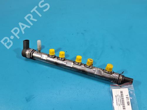 Used Injection rail Injection rail BMW 1 (F20) 120 d (184 hp) 40071580 40071580