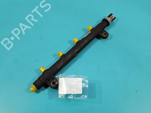 Used Injection rail Injection rail 37832545 37832545