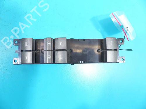 Kombi Kontakt / Stilkkontakt Kombi Kontakt / Stilkkontakt VW PHAETON (3D1, 3D2, 3D3, 3D4, 3D6, 3D7, 3D8, 3D9) 3.2 V6 (241 hp) 37883278 37883278