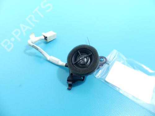 speaker-lexus-rx-_u3_-2003-2004-2005-2006-2007-2008-37879694 main image