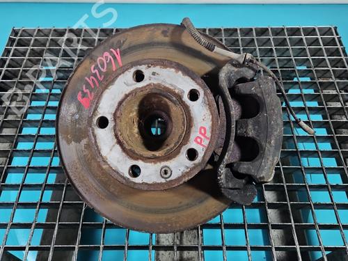 Used Right front steering knuckle Right front steering knuckle RENAULT MASTER II Van (FD) 2.5 dCi 100 (FD0U, FD0V, FD3U, FD3V, FD8U, FD8V) (99 hp) 40460872 40460872