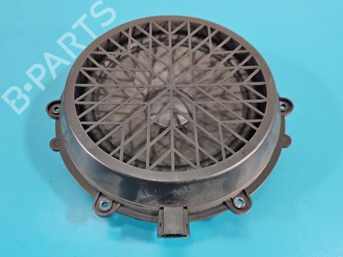 speaker-porsche-panamera-970-2009-2010-2011-2012-2013-2014-2015-2016-2017-37859465 main image