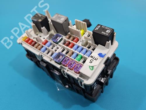 Used Fuse box Fuse box 38000407 38000407
