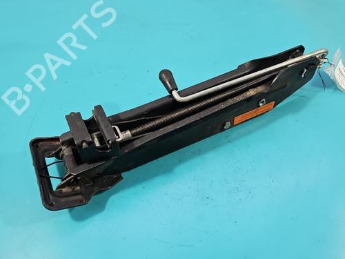 Used Jack Kit Jack Kit PORSCHE CAYENNE (9PA) Turbo S 4.5 (521 hp) 37845324 37845324