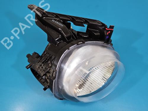 right-headlight-nissan-juke-f15-2010-2011-2012-2013-2014-2015-2016-2017-2018-2019-37840769 main image