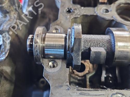 Cylinder head BMW 5 Touring (E61) 530 d | BP38126522M5 - Image 5
