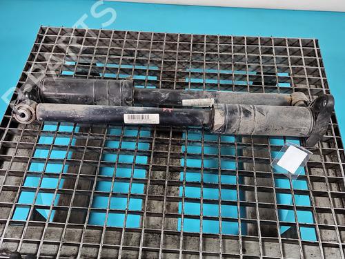 Used Left rear shock absorber Left rear shock absorber 38000208 38000208