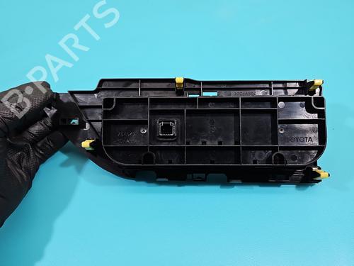Climate control TOYOTA AURIS (_E18_) 1.6 (ZRE181_, ZRE185_, ZRE185R, ZRE181R) | BP37816575I5 - Image 4