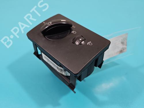Used Headlight switch Headlight switch 37813213 37813213