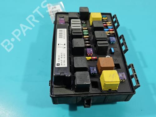 Fuse box OPEL ASTRA H GTC (A04) 1.8 (L08) | BP37847730E1  - Image 12